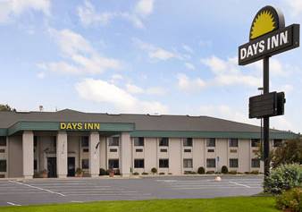 Welcome to the Days Inn Grand Haven - Beacon